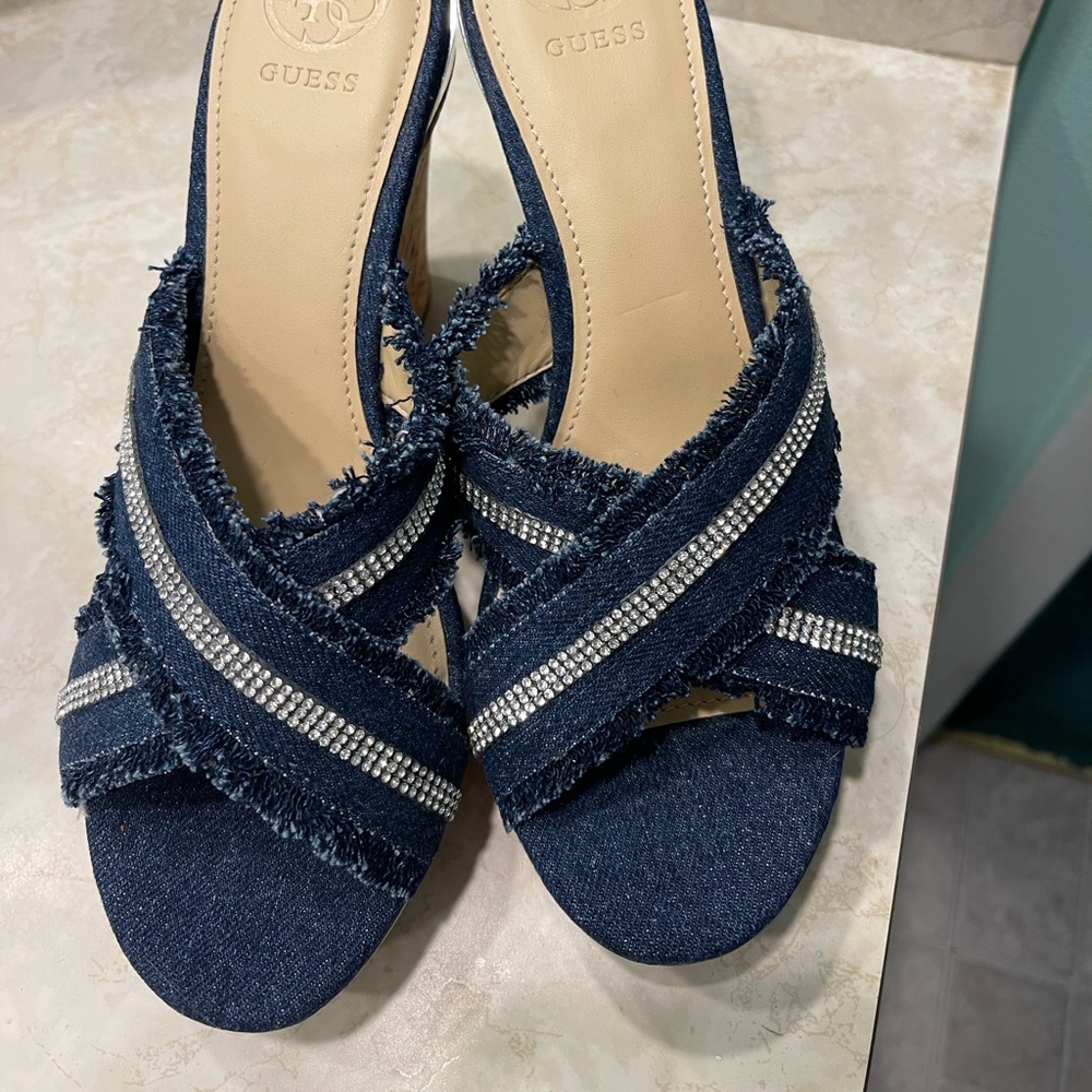 Guess Wedge~Size 8~Never Worn